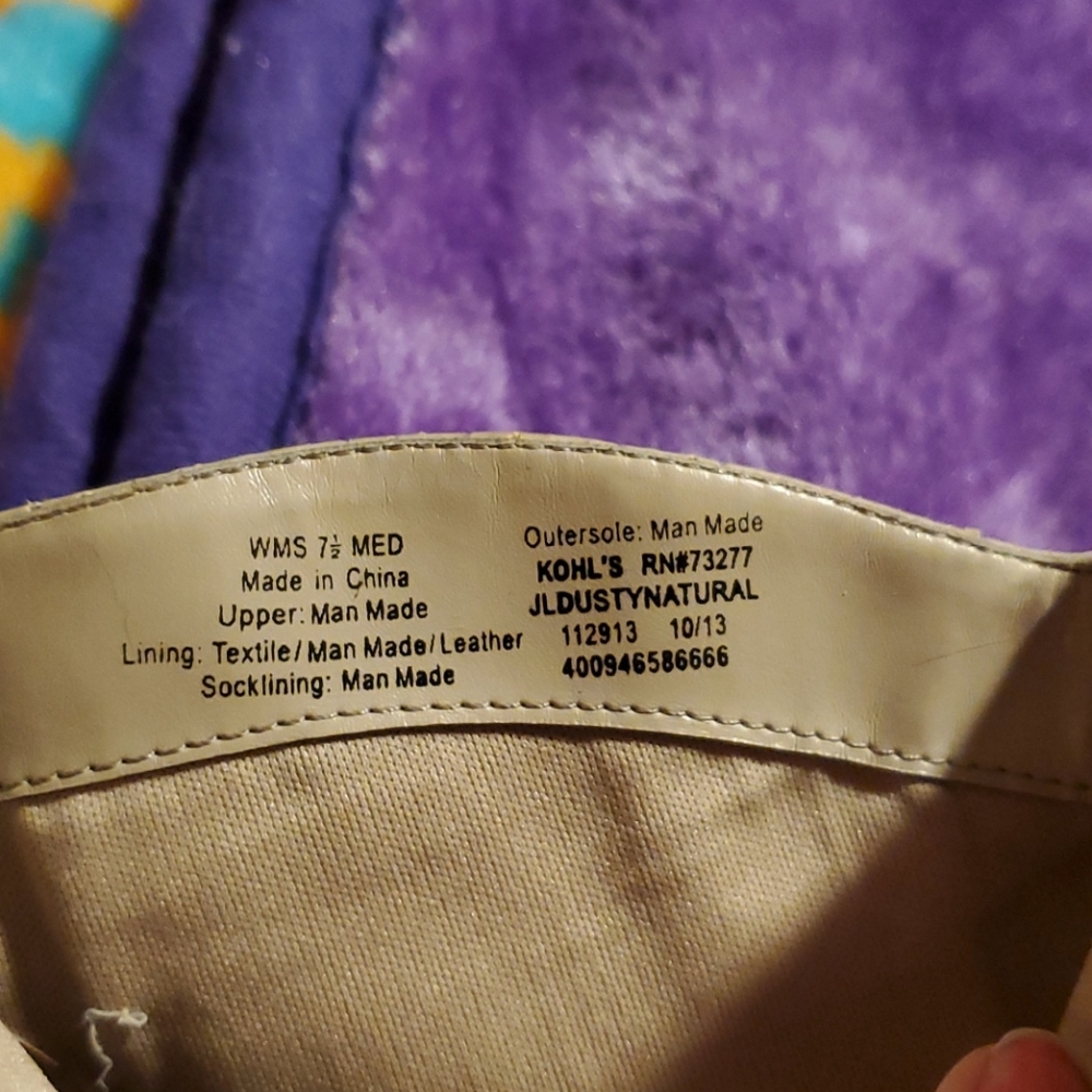 Heels - Picture 2 of 2